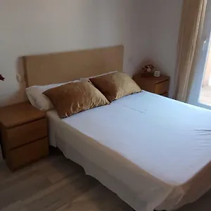 Precioso ático En Torre De A 20 Metros Del Mar. Apartamento Torre de Benagalbon